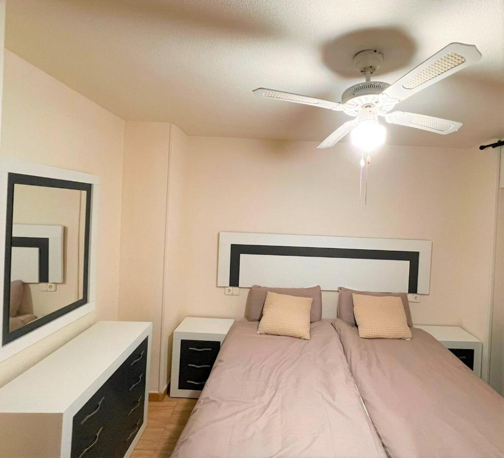 Marinasunbeach Paseo Maritimo 또레비에하 외부 사진